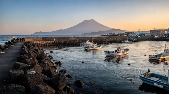 Jeju Island: Full-Day East Jeju Bus Tour with Entry Fees