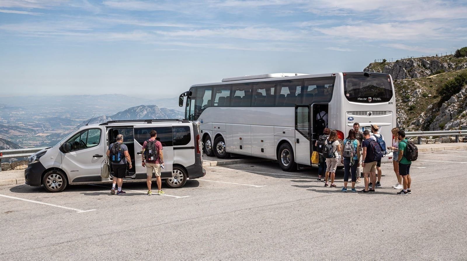Private vs group day tours in Jeju